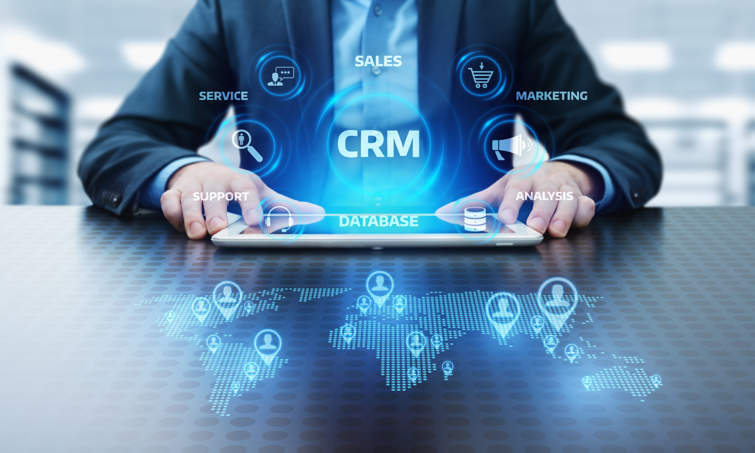 クラウドの顧客管理に欠かせないCRMとは