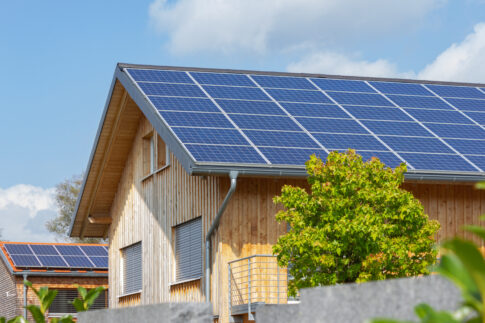 【新築？後付け？】太陽光発電を導入すべきタイミングを徹底比較