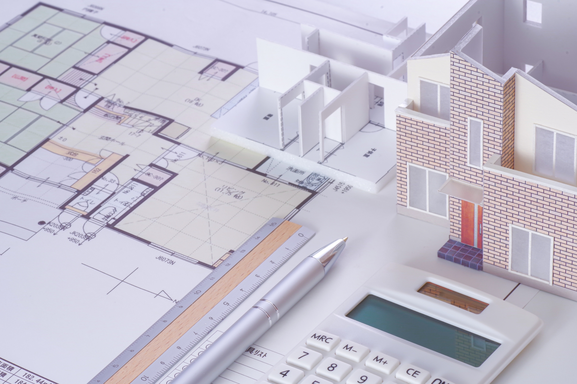 建設業の見積り計算に時間がかかる原因
