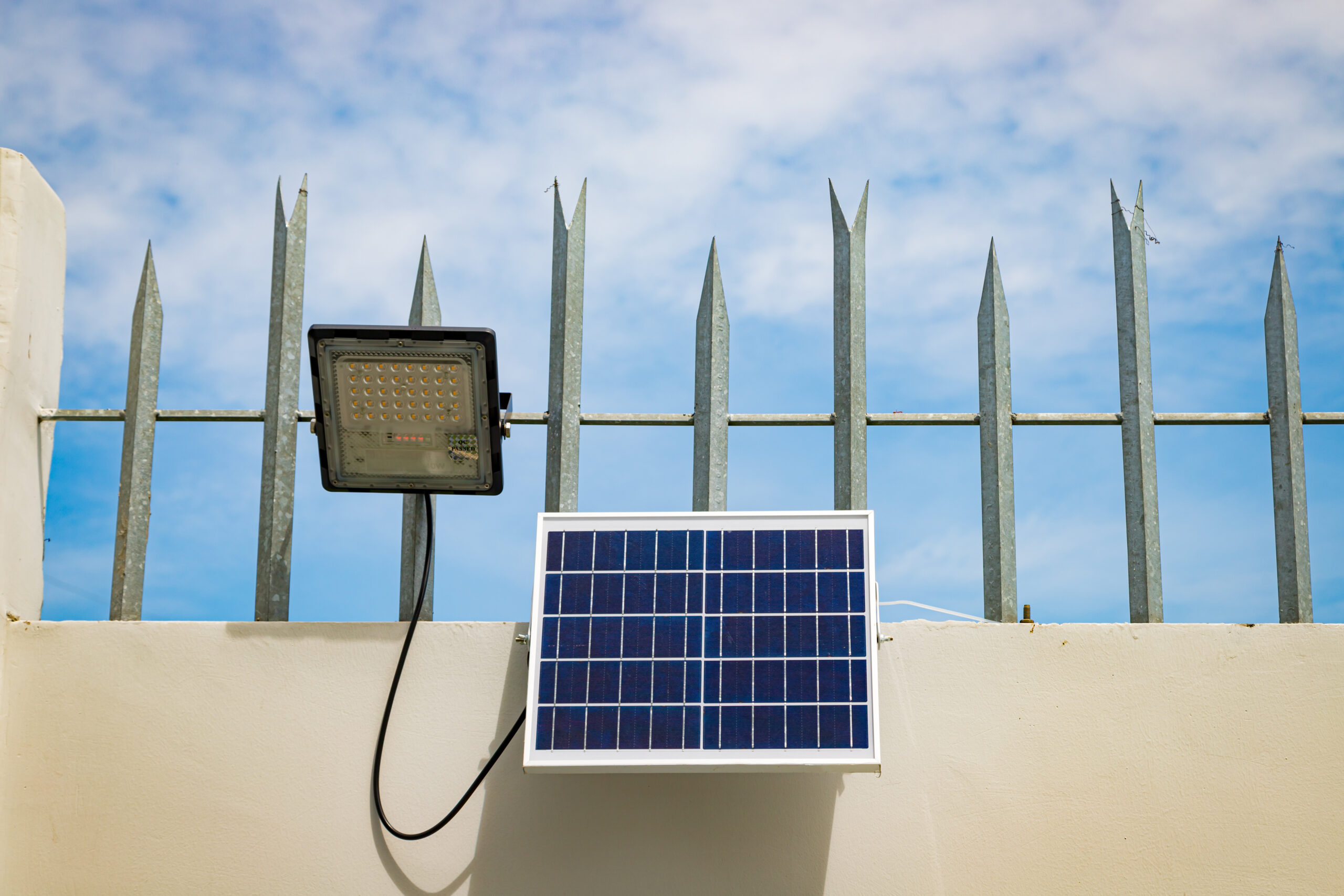 太陽光発電を利用した防災グッズが人気