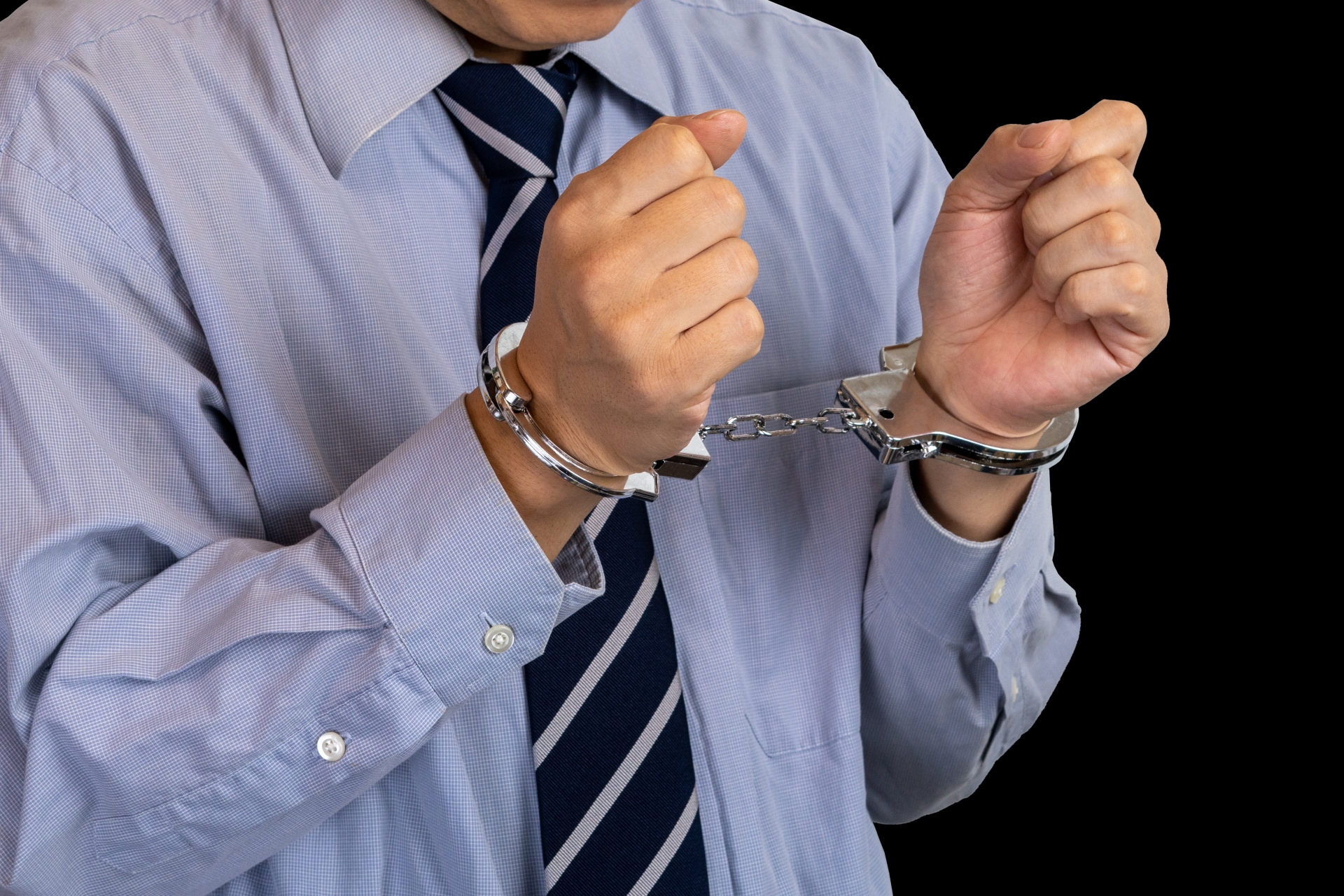 専任技術者の名義貸しは違法